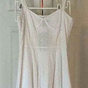 Lauren by Ralph Lauren 10P White Eyelet sundress.